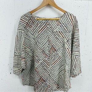 Habitat Women’s size Medium Black & Tan Print Boxy Crinkle Batwing Blouse